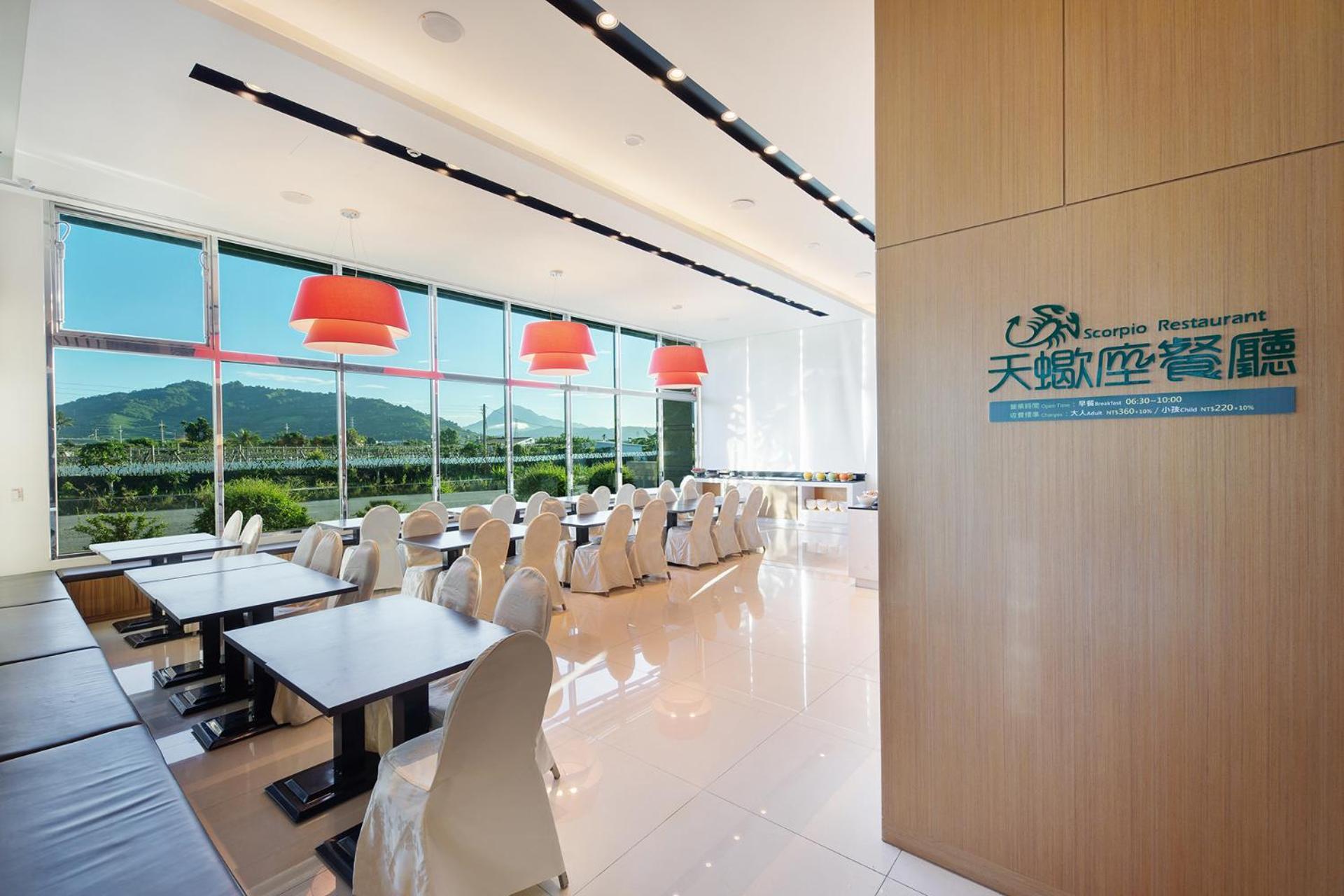 Naruwan Galaxy Place Taitung Exterior photo